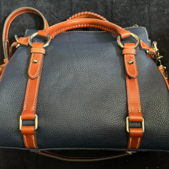 Dooney & Bourke Pebble Grain Navy Satchel - Used only 2 days! - Picture 10 of 16